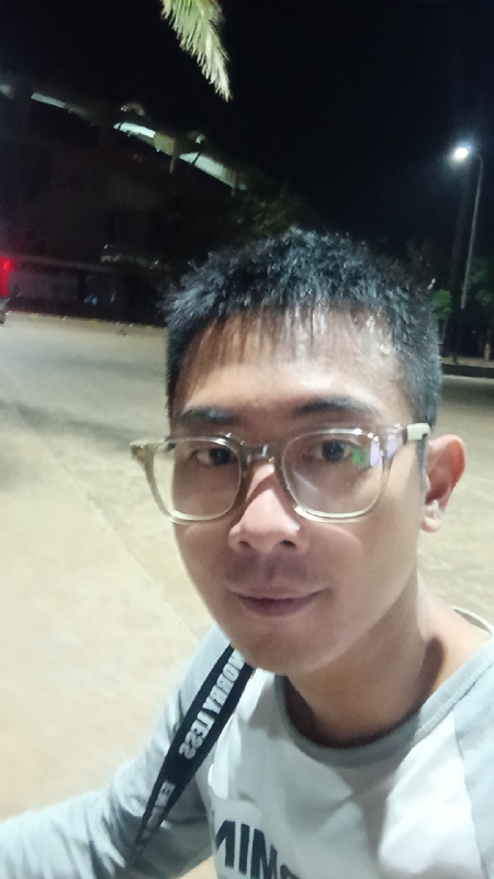 龙龙的第一张照片--徐闻蓝颜知己交友网